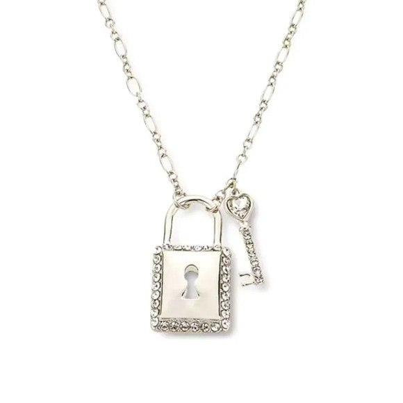 Crystal Lock Silver Tone Key Pendant Necklace, Brand New with tags - Picture 2 of 8
